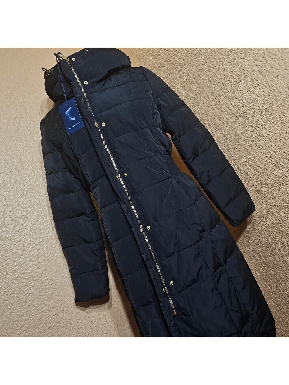 Womens long hooded puffer coat black size medium